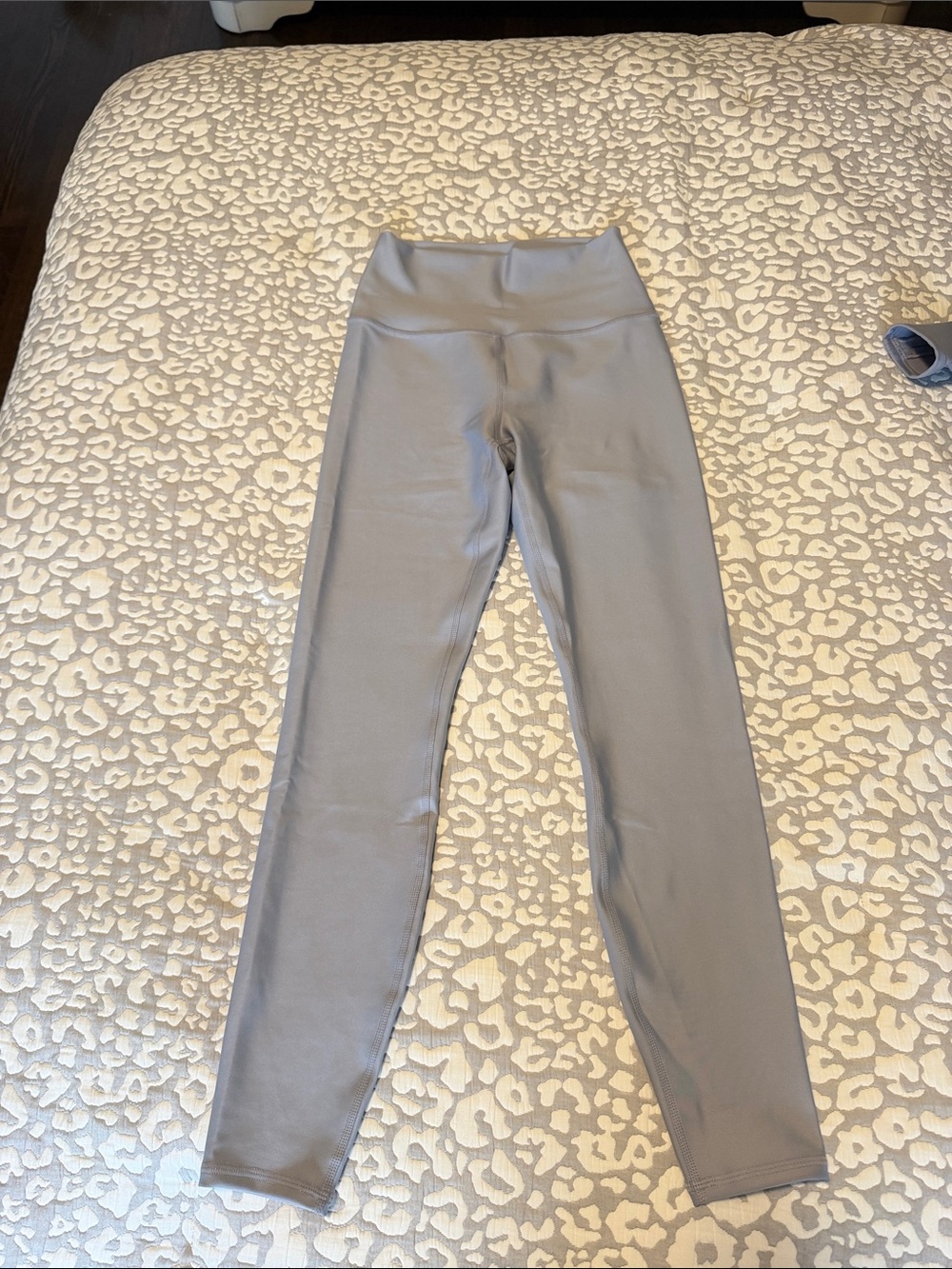 ALO Yoga Light Gray High-Waist Leggings